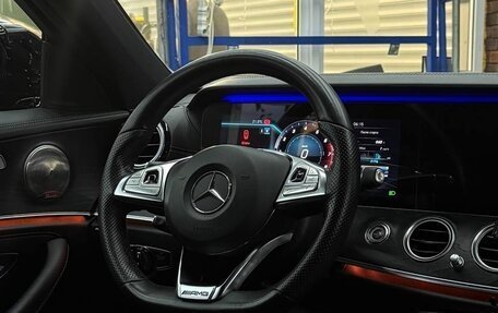Mercedes-Benz E-Класс, 2017 год, 3 300 000 рублей, 7 фотография