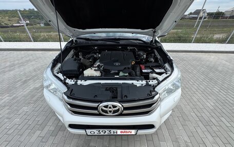 Toyota Hilux VIII, 2018 год, 2 770 000 рублей, 2 фотография
