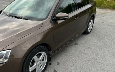 Volkswagen Jetta VI, 2013 год, 1 200 000 рублей, 8 фотография