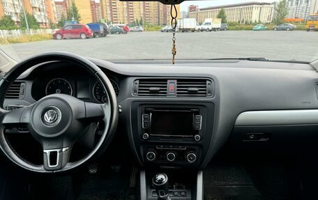 Volkswagen Jetta VI, 2013 год, 1 200 000 рублей, 15 фотография