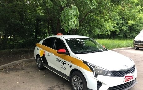 KIA Rio IV, 2021 год, 899 000 рублей, 6 фотография