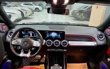 Mercedes-Benz GLB AMG, 2022 год, 3 980 000 рублей, 2 фотография