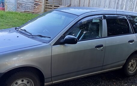 Nissan AD II, 2001 год, 240 000 рублей, 34 фотография