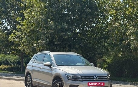 Volkswagen Tiguan II, 2017 год, 2 800 000 рублей, 2 фотография