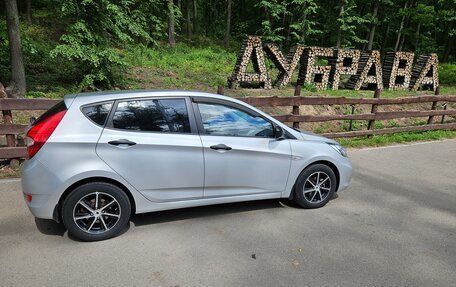 Hyundai Solaris II рестайлинг, 2012 год, 950 000 рублей, 8 фотография