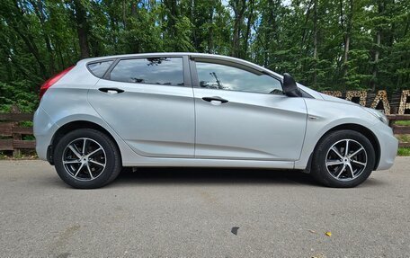 Hyundai Solaris II рестайлинг, 2012 год, 950 000 рублей, 9 фотография
