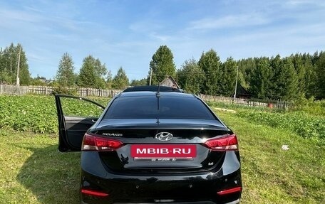 Hyundai Solaris II рестайлинг, 2019 год, 1 050 000 рублей, 4 фотография