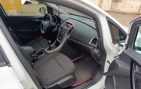 Opel Astra J, 2012 год, 750 000 рублей, 9 фотография