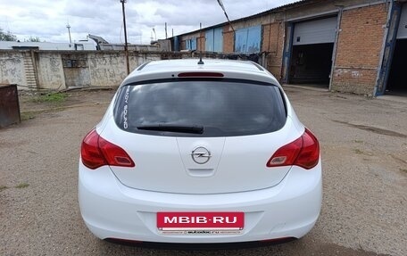 Opel Astra J, 2012 год, 750 000 рублей, 6 фотография