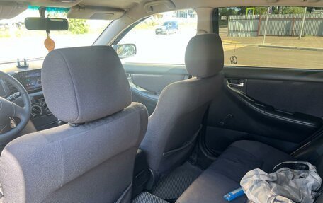 Toyota Corolla, 2003 год, 550 000 рублей, 3 фотография