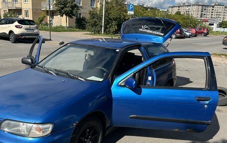 Nissan Almera, 1999 год, 150 000 рублей, 2 фотография
