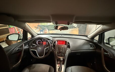Opel Astra J, 2011 год, 655 000 рублей, 6 фотография