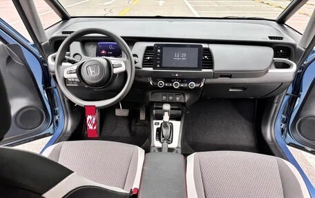 Honda Fit, 2021 год, 1 230 000 рублей, 8 фотография
