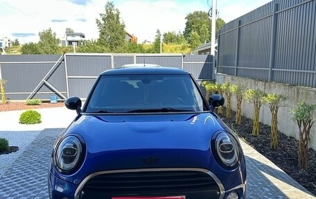 MINI Hatch, 2019 год, 1 985 000 рублей, 1 фотография