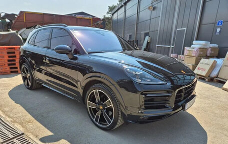 Porsche Cayenne III, 2022 год, 6 900 000 рублей, 3 фотография