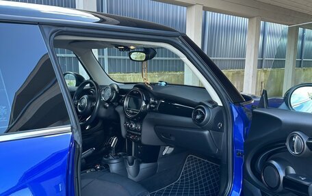 MINI Hatch, 2019 год, 1 985 000 рублей, 6 фотография