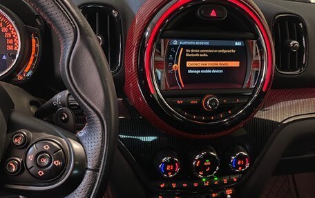 MINI Countryman II (F60), 2018 год, 2 450 000 рублей, 5 фотография