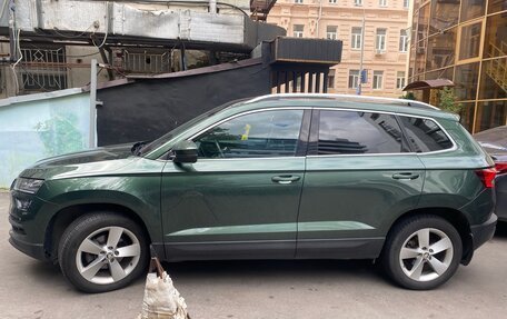 Skoda Karoq I, 2022 год, 2 300 000 рублей, 3 фотография