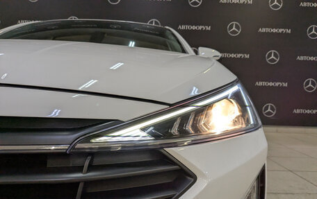 Hyundai Elantra VI рестайлинг, 2019 год, 1 615 000 рублей, 11 фотография