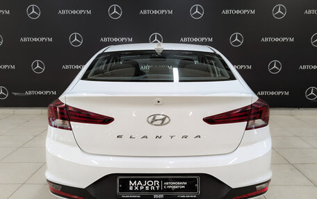 Hyundai Elantra VI рестайлинг, 2019 год, 1 615 000 рублей, 6 фотография