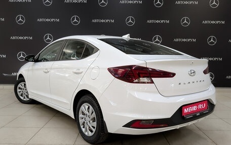 Hyundai Elantra VI рестайлинг, 2019 год, 1 615 000 рублей, 7 фотография