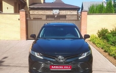 Toyota Camry, 2020 год, 2 300 000 рублей, 1 фотография
