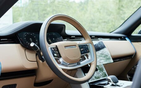 Land Rover Range Rover IV рестайлинг, 2025 год, 24 750 000 рублей, 9 фотография