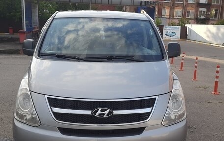 Hyundai Grand Starex Grand Starex I рестайлинг 2, 2011 год, 1 720 000 рублей, 5 фотография