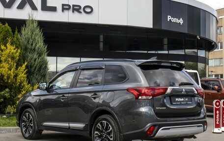 Mitsubishi Outlander III рестайлинг 3, 2022 год, 2 788 000 рублей, 7 фотография