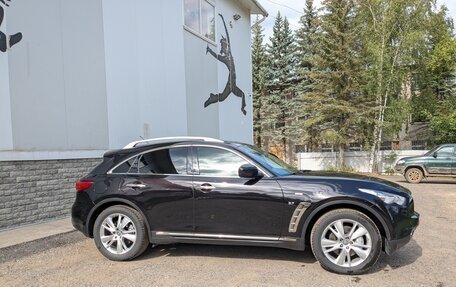 Infiniti QX70, 2014 год, 2 320 000 рублей, 5 фотография