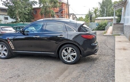 Infiniti QX70, 2014 год, 2 320 000 рублей, 7 фотография
