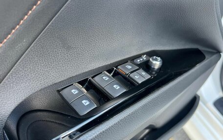 Toyota Camry, 2019 год, 2 490 000 рублей, 19 фотография