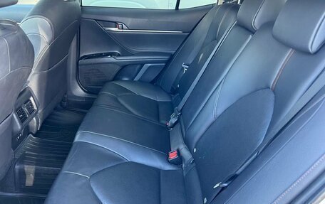 Toyota Camry, 2019 год, 2 490 000 рублей, 28 фотография
