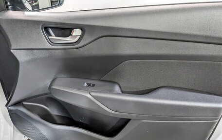 Hyundai Solaris II рестайлинг, 2021 год, 1 600 000 рублей, 23 фотография