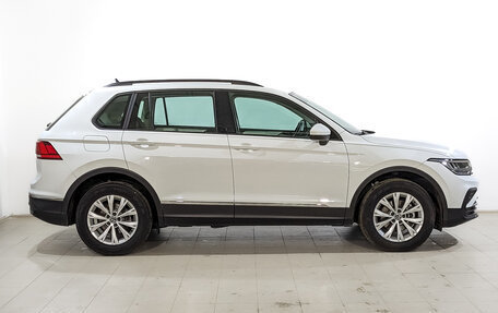 Volkswagen Tiguan II, 2021 год, 2 670 000 рублей, 4 фотография