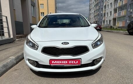 KIA cee'd III, 2014 год, 1 200 000 рублей, 1 фотография