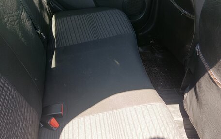 Renault Logan II, 2016 год, 900 000 рублей, 8 фотография