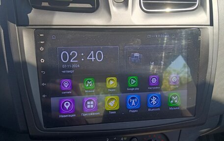 Renault Logan II, 2016 год, 900 000 рублей, 16 фотография