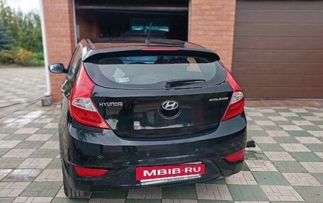 Hyundai Solaris II рестайлинг, 2013 год, 680 000 рублей, 4 фотография