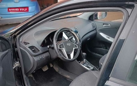 Hyundai Solaris II рестайлинг, 2013 год, 680 000 рублей, 6 фотография
