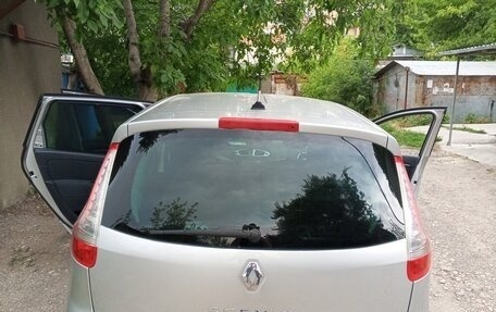 Renault Scenic III, 2010 год, 820 000 рублей, 2 фотография