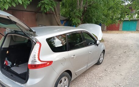 Renault Scenic III, 2010 год, 820 000 рублей, 10 фотография