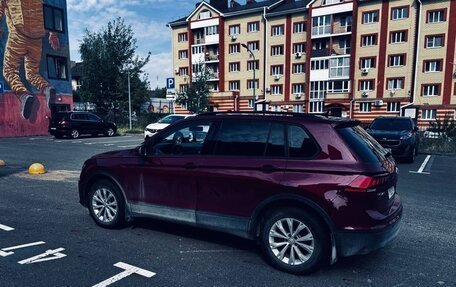 Volkswagen Tiguan II, 2018 год, 1 750 000 рублей, 4 фотография