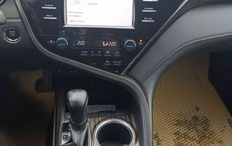 Toyota Camry, 2019 год, 2 265 000 рублей, 5 фотография