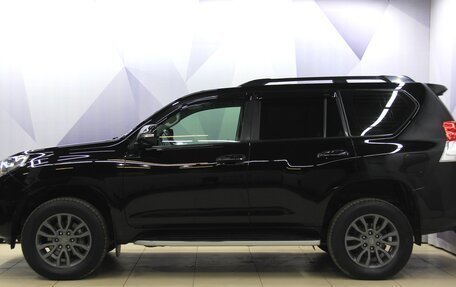 Toyota Land Cruiser Prado 150 рестайлинг 2, 2011 год, 2 198 700 рублей, 2 фотография