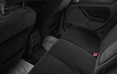 Ford Focus II рестайлинг, 2006 год, 439 000 рублей, 17 фотография