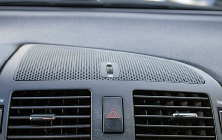 Toyota Avensis III рестайлинг, 2009 год, 955 000 рублей, 20 фотография