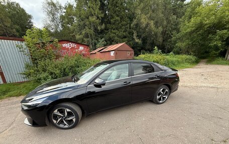 Hyundai Elantra, 2021 год, 2 200 000 рублей, 3 фотография