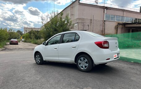 Renault Logan II, 2017 год, 535 000 рублей, 4 фотография