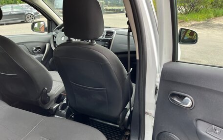Renault Logan II, 2017 год, 535 000 рублей, 10 фотография